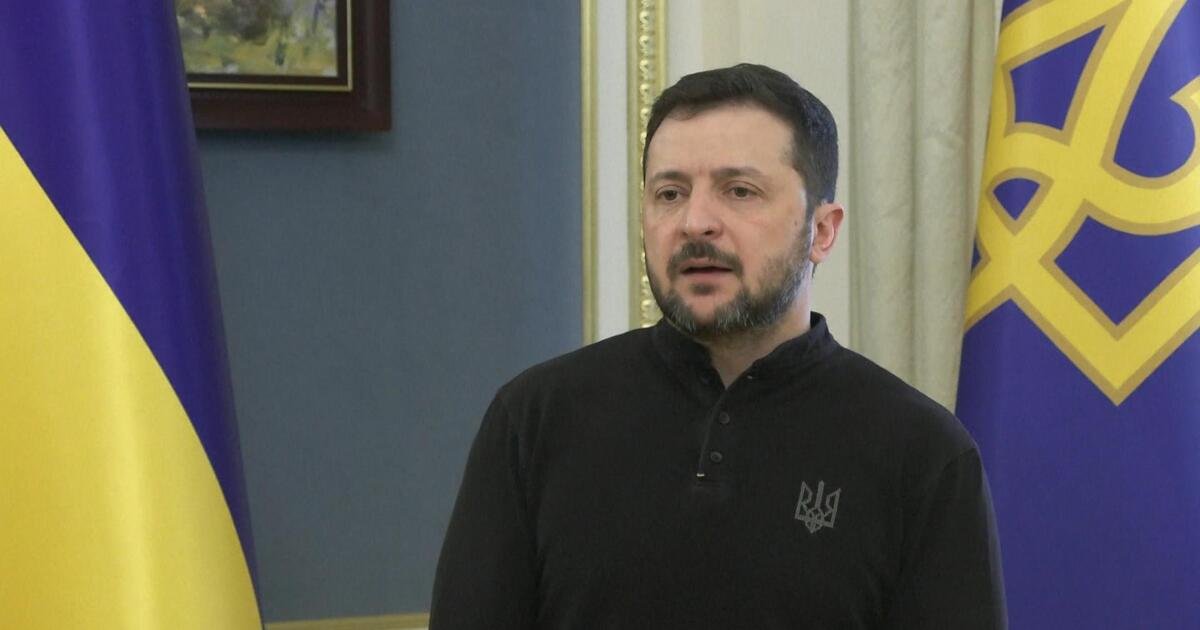 Zelenskyy responds as President Trump suggests Ukraine started war with Russia