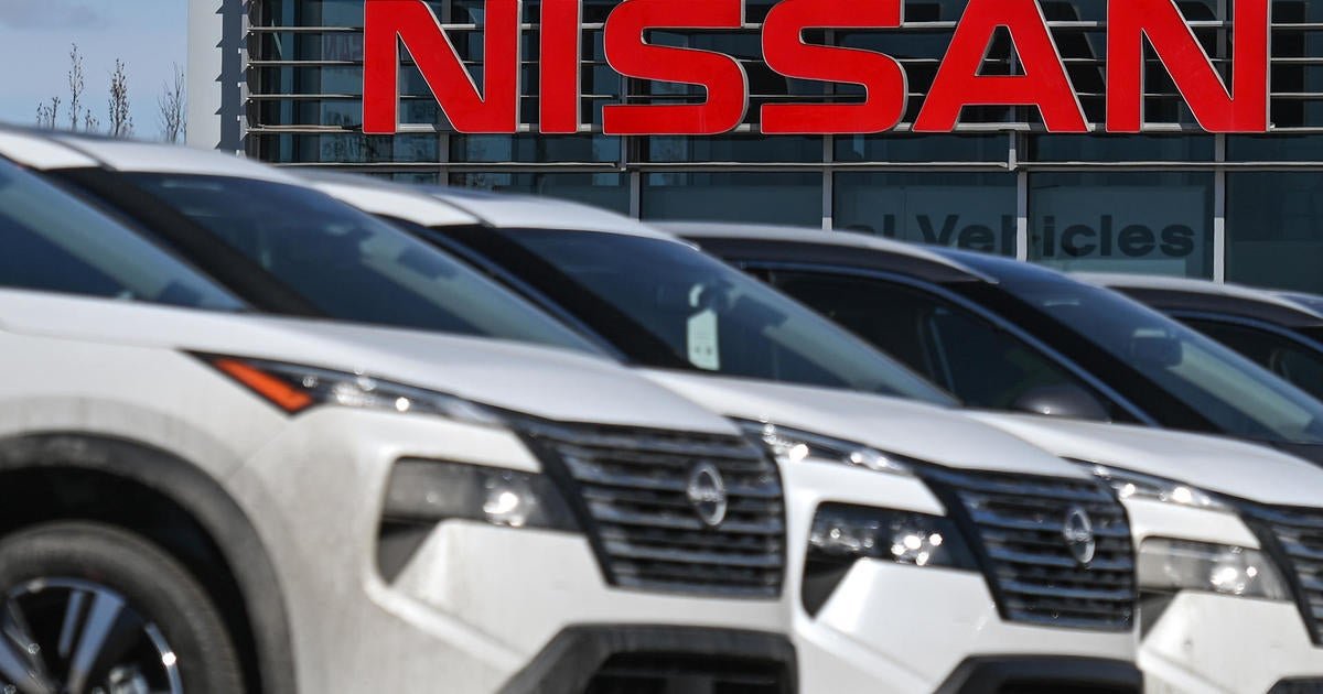 Nissan shares plunge on report of merger with Honda turning south