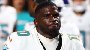 Tyreek Hill: NFL free agent receiver found liable for two counts of battery as jury awards estranged wife 0k | NFL News